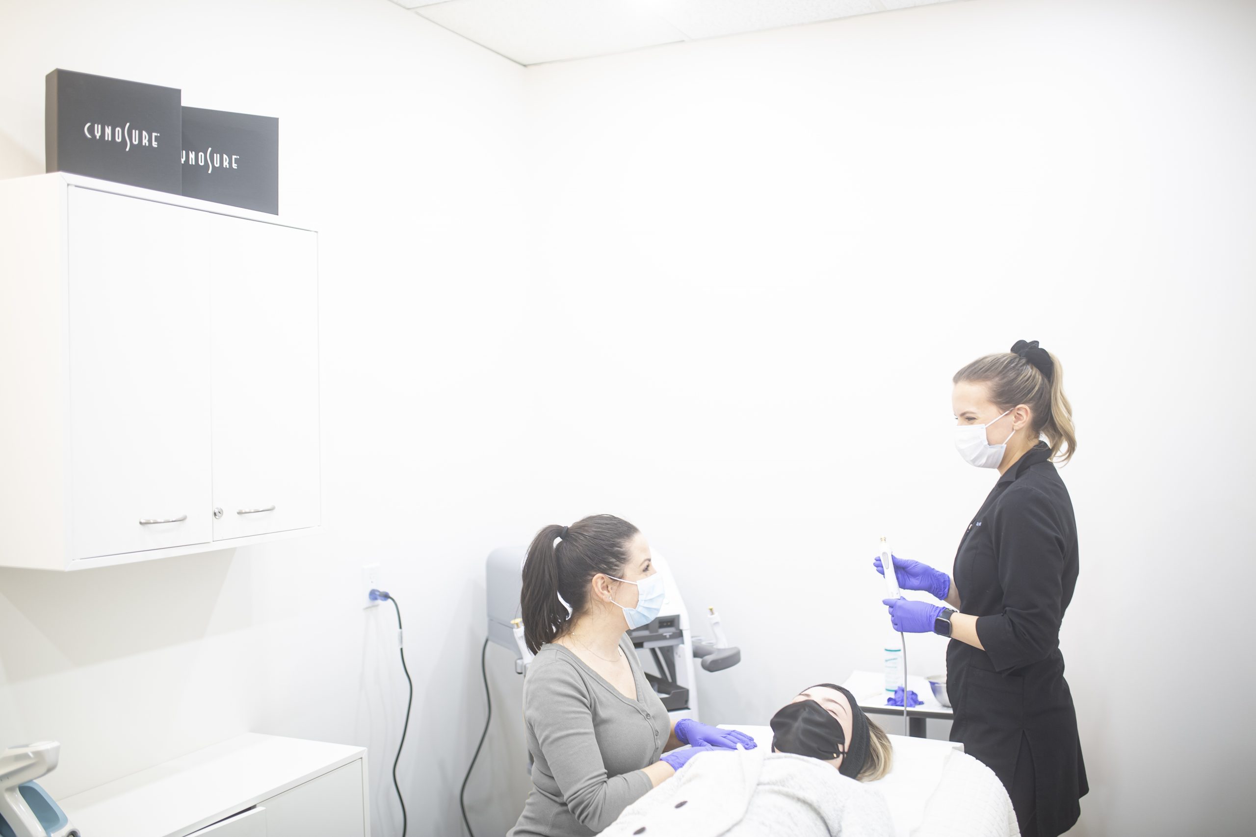 Rich results on Google's SERP when searching for 'esthetics school'